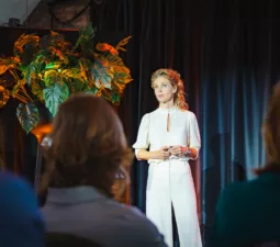 Openbare les dr Annemarie Neeleman H9 A7331 B 16 mei 2024 by Creative Desk WEB