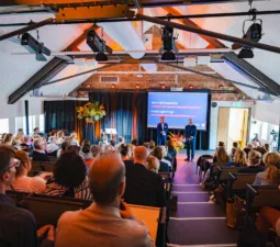 Openbare les dr Annemarie Neeleman Q7 A8952 BE 16 mei 2024 by Creative Desk WEB